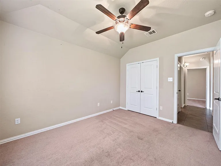 1905 Meandering Meadows Dr — Photo 17