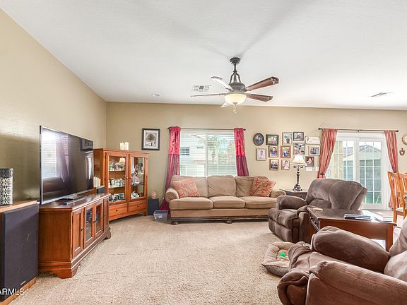 3rd image of 1493 E Megan Dr