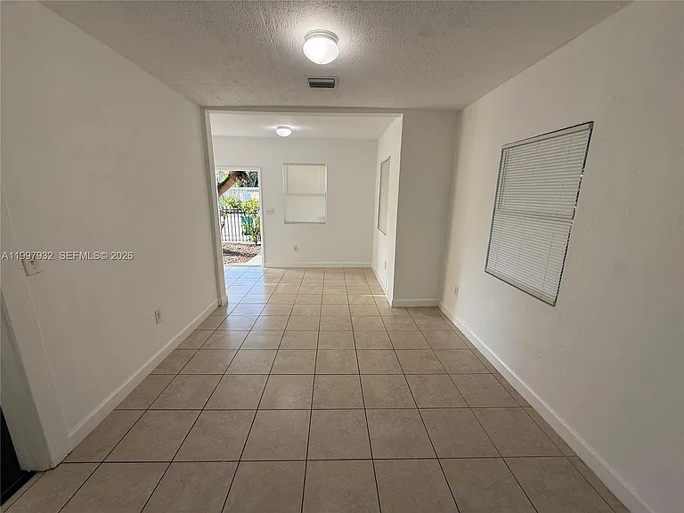 253 NW 48th St — Photo 15