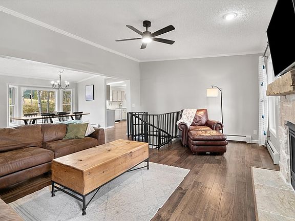 4th image of 271 Sheep Ridge Road