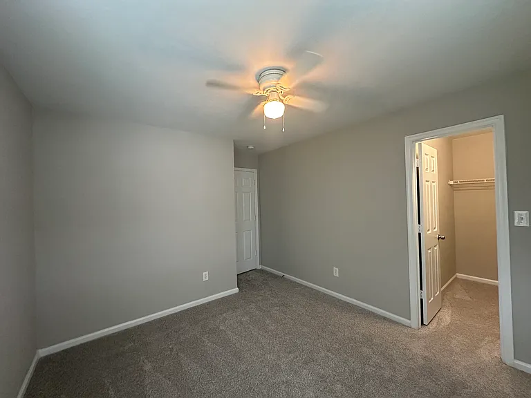 1840 Laurel Oak Ln — Photo 25