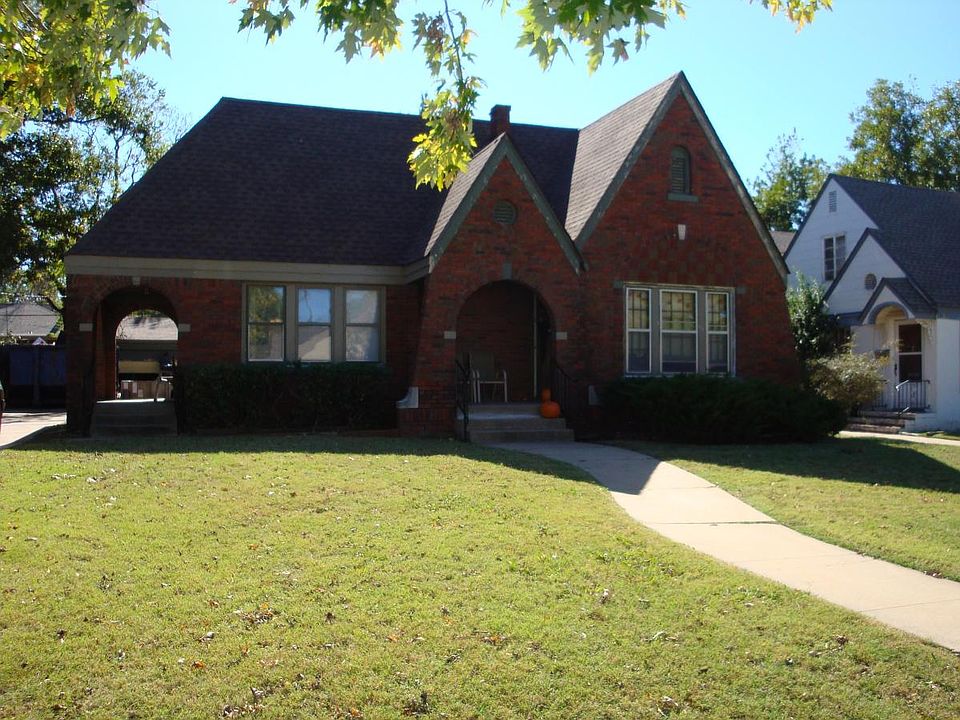 Tudor style duplex. 910 is on the right side of the duplex
