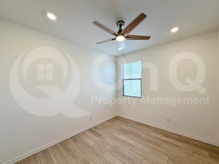 2980 E Augusta Ave — Photo 9