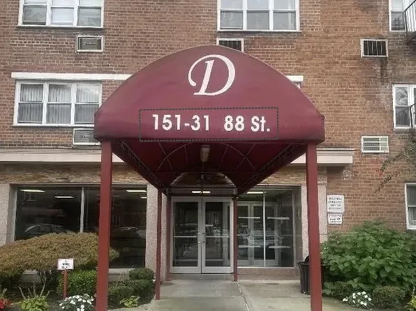15131 88th St APT 2F, Queens, NY 11414