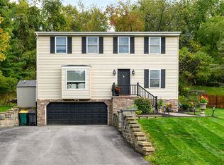 218 Lakeside Dr, Mc Kees Rocks, PA 15136