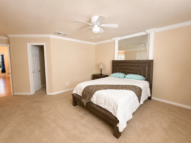 9929 Dryden Ln — Photo 13