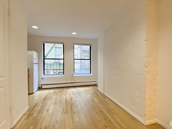 5th image of 515 E 12th St APT 3B