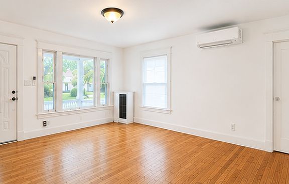 3rd image of 1083 Sumner Ave #1083