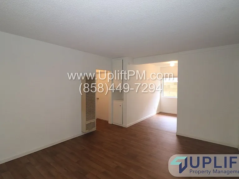 3434 Monroe St #3 — Photo 8