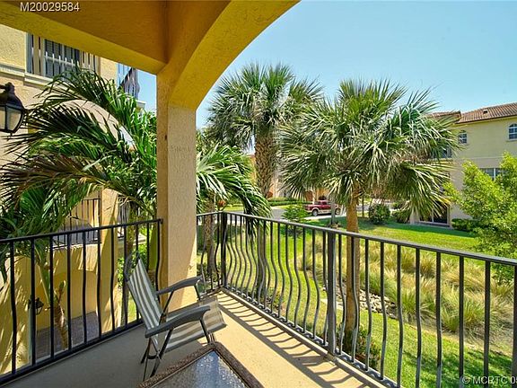 4th image of 155 Ocean Bay Dr