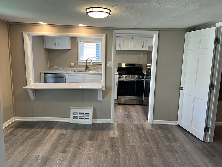 309 Walnut Ave #1 — Photo 2