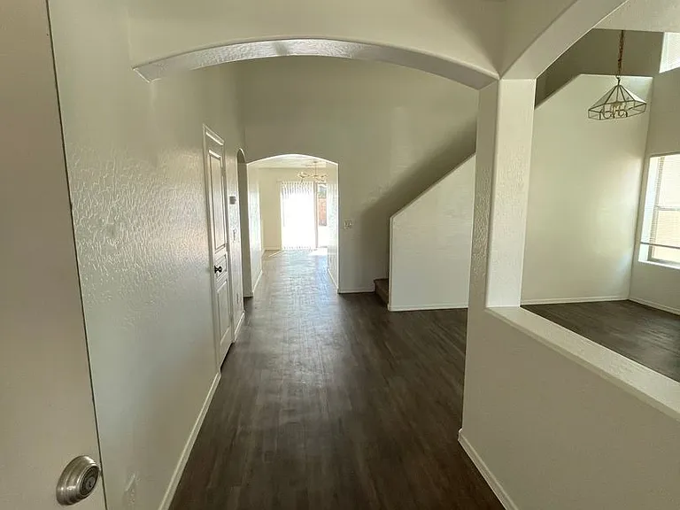 45579 W Dutchman Dr — Photo 30
