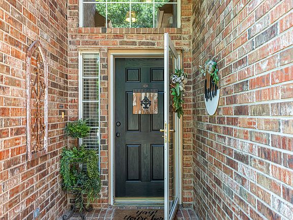 3rd image of 5529 Pebble Ct