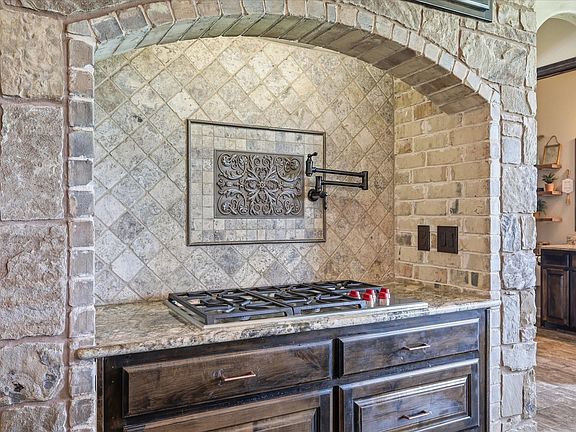 4th image of 160 Vista Ridge N