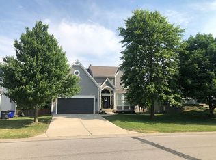 17946 W 163rd Ter, Olathe, KS 66062