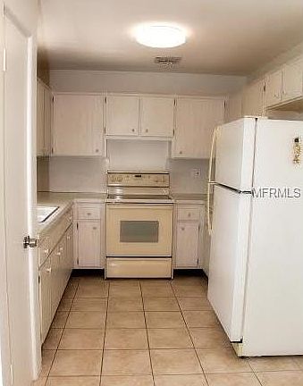 5th image of 3585 Beechwood Ter