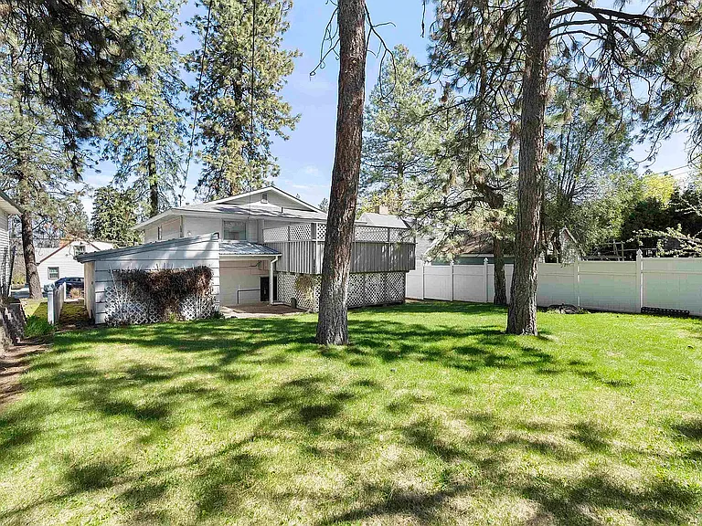3208 E 14th Ave — Photo 30
