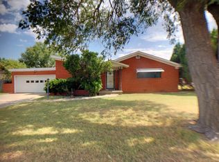 200 Spruce Ave, Dumas, TX 79029