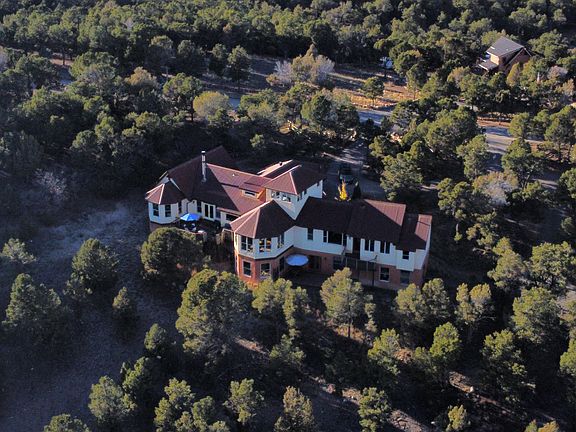 5th image of 622 Bristlecone Dr