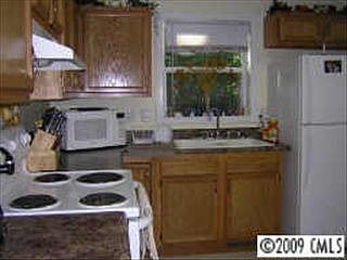 2nd image of 611 Hardin Rd