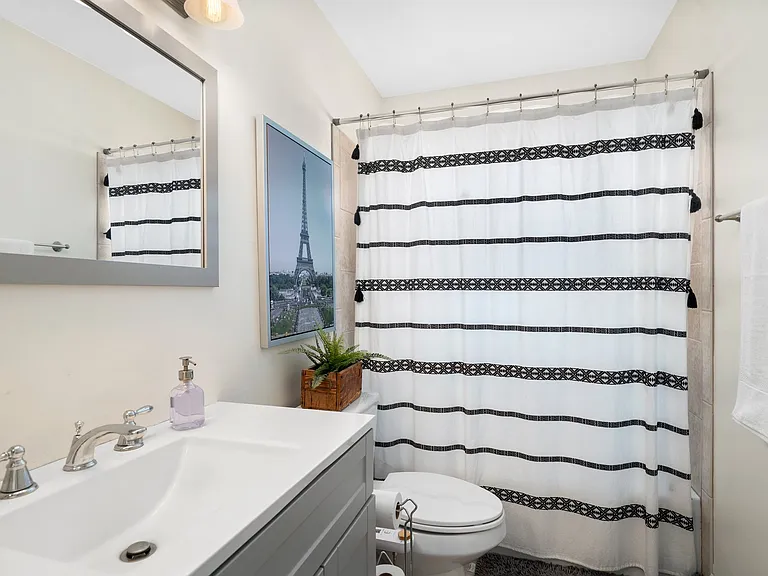 10854 N 110th Pl — Photo 19
