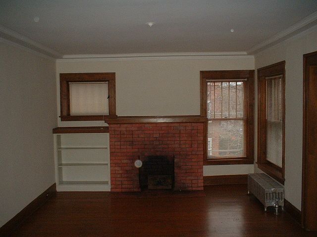 2nd image of 5758 N Winthrop Ave #3