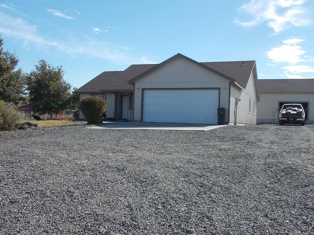 71840 Meadow Loop photo 1