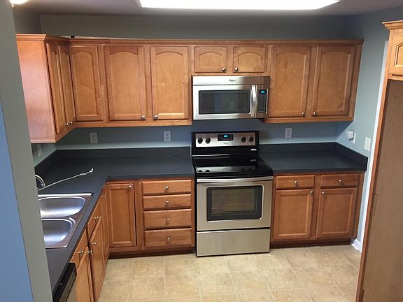 2nd image of 129 Eastmoreland St