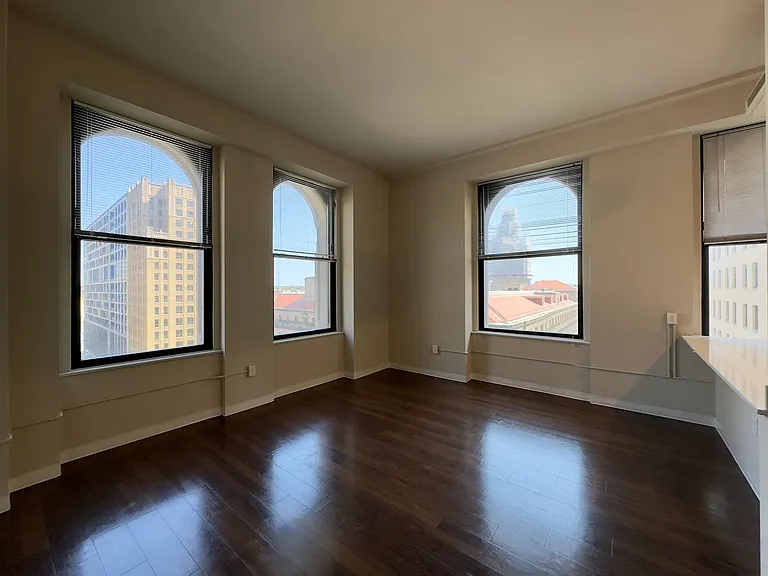 Charming 1 Bedroom/1 Bathroom Apartment Unit in Downtown Baltimore, MD! Unit 416 — Photo 130