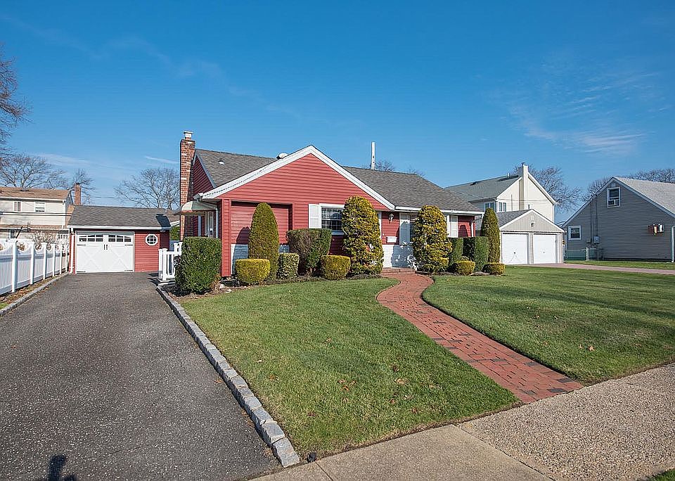1st image of 3969 Maplewood Dr