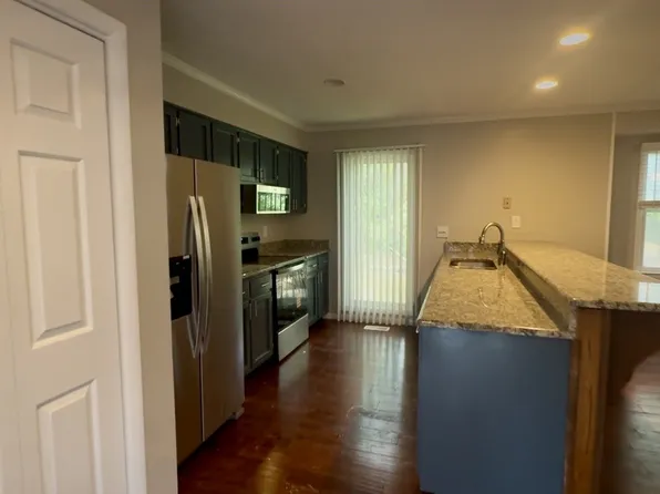 Westlawn Apartments, 1507 Westlawn Ave #1507, Fayetteville, NC 28305