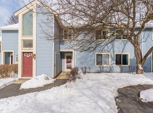 563 Nassau Dr UNIT 563, Springfield, MA 01129