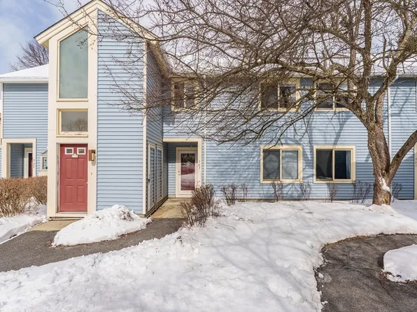 563 Nassau Dr Unit 563, Springfield, MA 01129