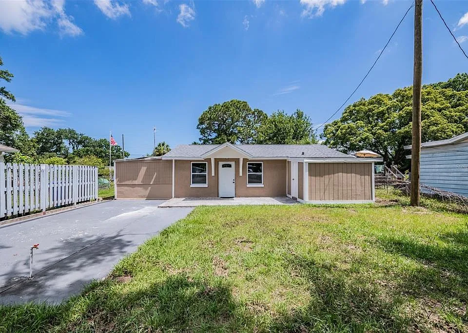 636 Stremma Rd