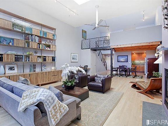 4th image of 999 16th St APT 12