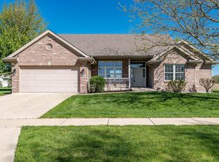 8440 Blue River Rd, Rockford, IL 61107