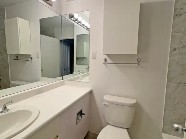 280 Rector Place image 10 of 17