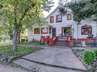 50 Jacoby St, Gold Hill, OR 97525