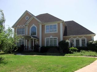 266 Kirby Ct, Sugar Hill, GA 30518