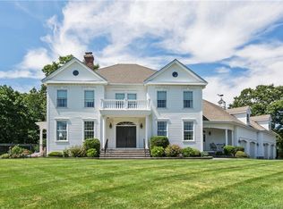 11 Darrows Rdg, East Lyme, CT 06333