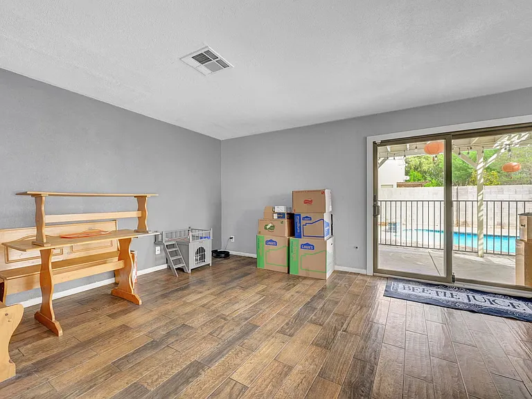 6644 Pepperidge Way — Photo 20