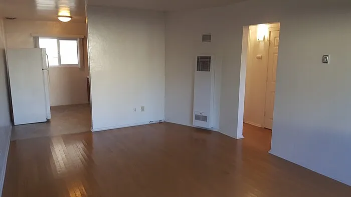 Building Photo - 4415 Rosebud Ln #A