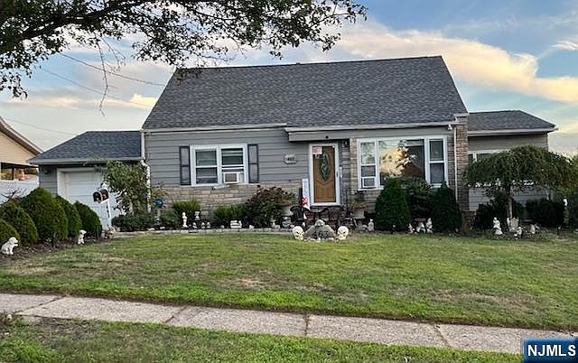 1st image of 463 Luhmann Dr