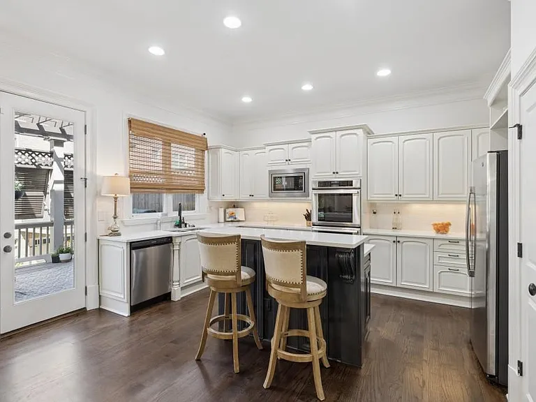 3585 Roxboro Rd NE #6 — Photo 20