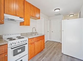 706 Violet Ln #B, Vacaville, CA 95687