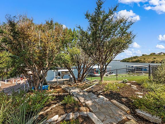 5th image of 5221 River Ridge St