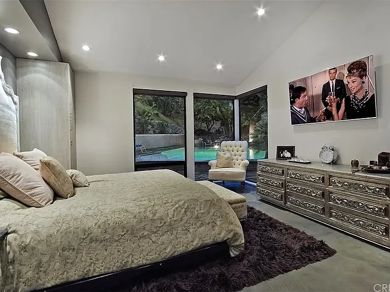 3217 Oakley Dr — Photo 5