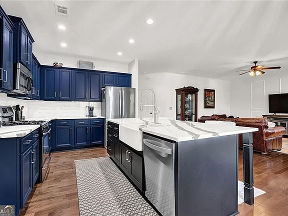 4th image of 2015 Granite Mill Rd