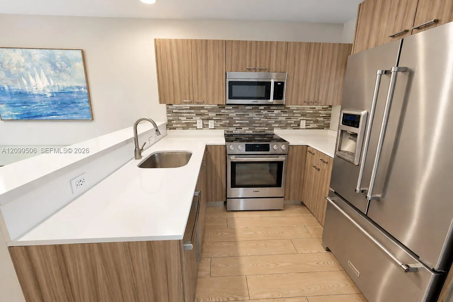 D Gems Condo — Photo 3