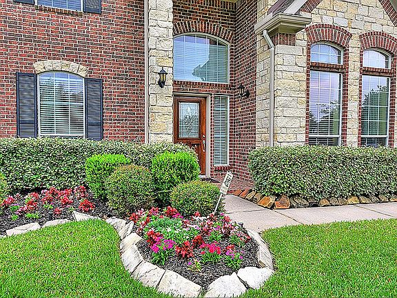 3rd image of 20811 Mansfield Bay Ln